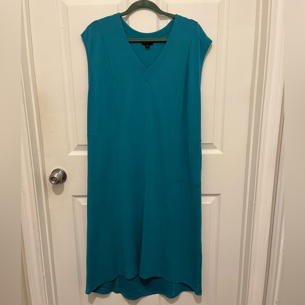 NWOT J Jill Wearever Collection Shift Dress Petite M Teal Stretch Sleeveless